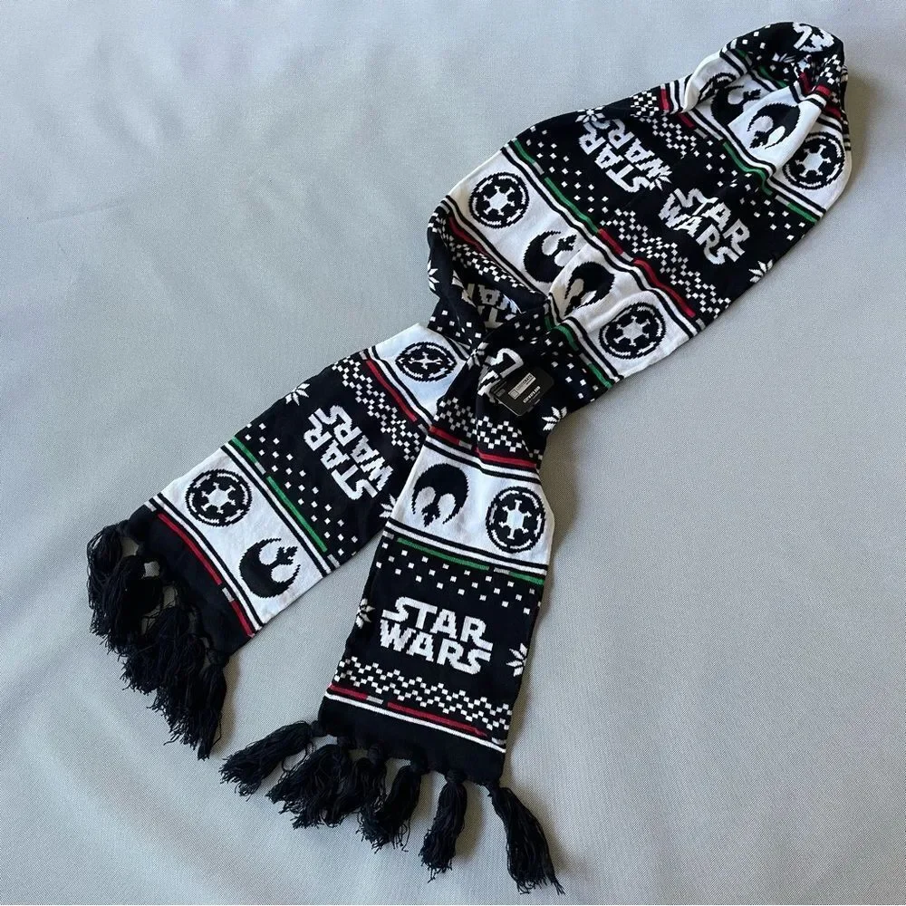 Star Wars Disney NWT Iconic Logo Scarf LootCrate Exclusive Christmas Gift NEW